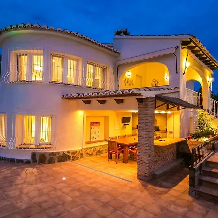 Casa Pinos Villa