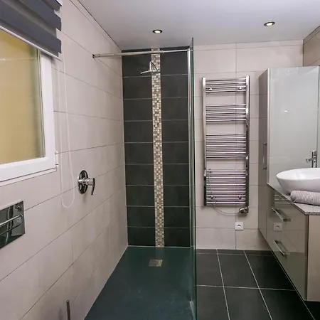 Casa Pinos * בניסה