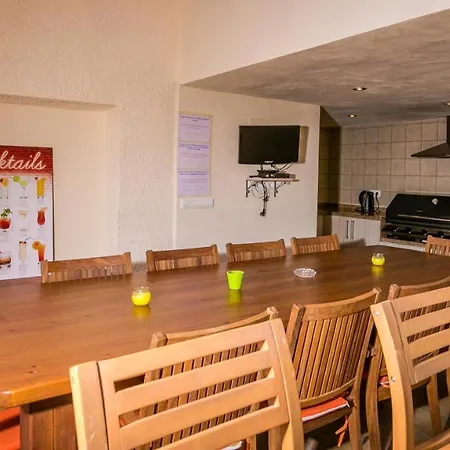 Casa Pinos בניסה